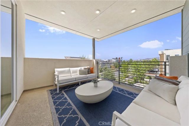 228 Merit, Irvine, CA 92618