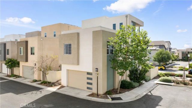 228 Merit, Irvine, CA 92618
