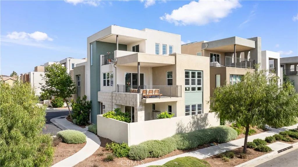 228 Merit, Irvine, CA 92618