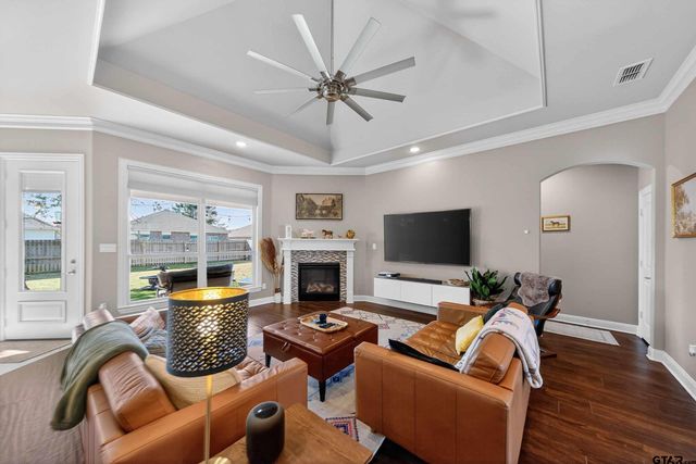 2202 Rana Park, Flint, TX 75762