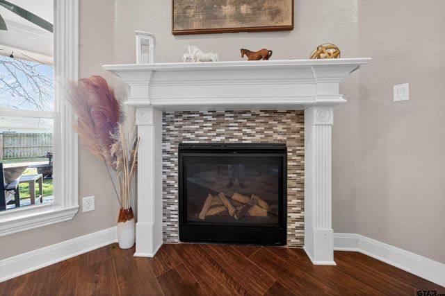 2202 Rana Park, Flint, TX 75762