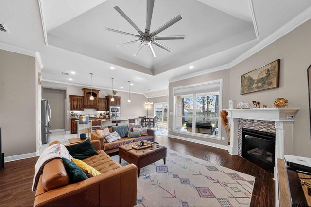 2202 Rana Park, Flint, TX 75762