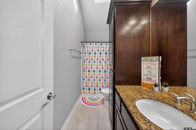 2202 Rana Park, Flint, TX 75762