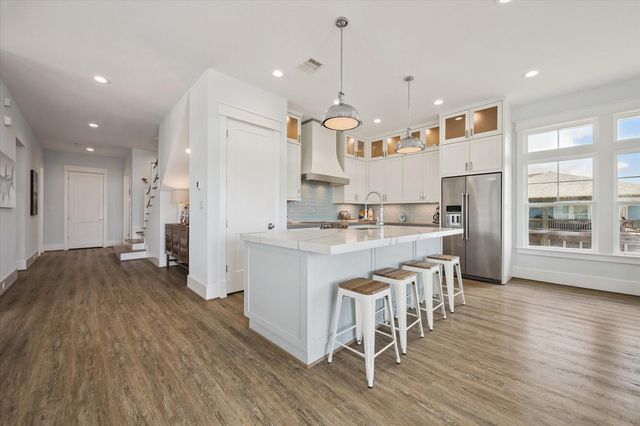 2012 Laguna Harbor Cove Boulevard, Port Bolivar, TX 77650