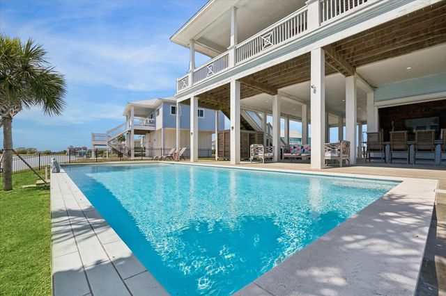 2012 Laguna Harbor Cove Boulevard, Port Bolivar, TX 77650