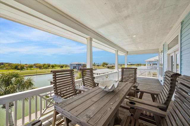 2012 Laguna Harbor Cove Boulevard, Port Bolivar, TX 77650