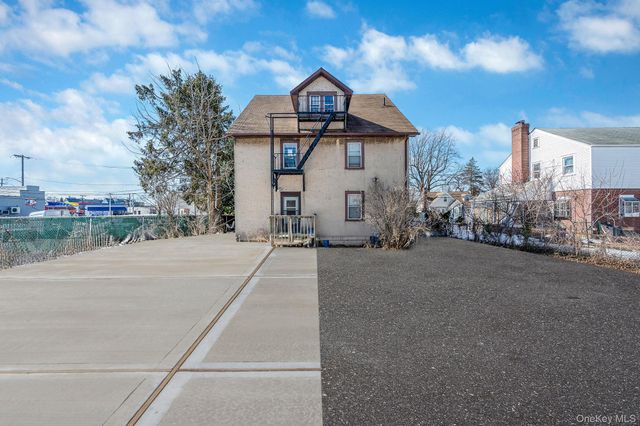 22 Fairview Boulevard, Hempstead, NY 11550