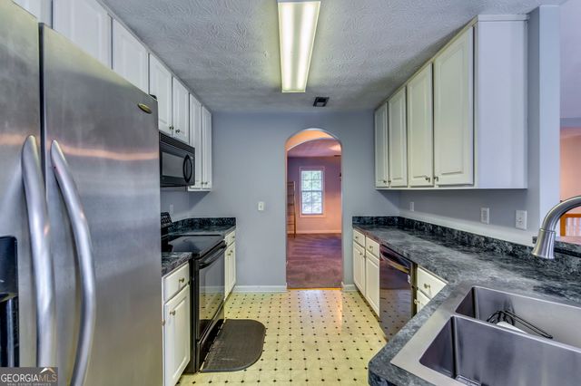 440 Crimson Ridge Drive, Jonesboro, GA 30238