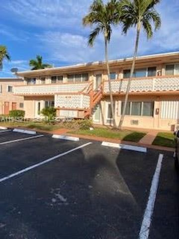 925 SW 11th Ave 1J, Hallandale Beach, FL 33009