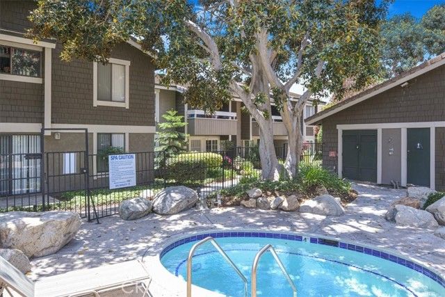 229 Springview, Irvine, CA 92620