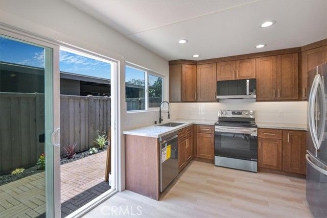 229 Springview, Irvine, CA 92620