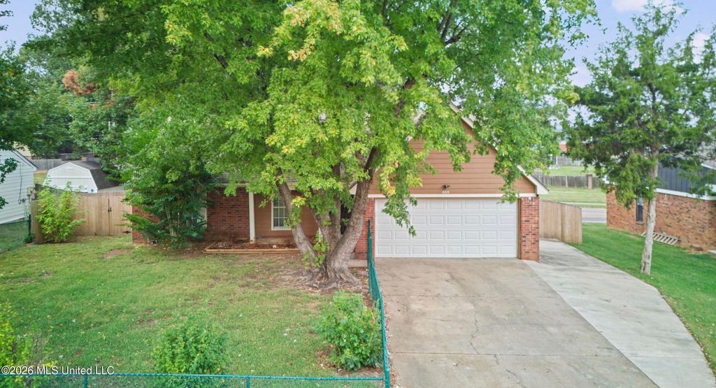 6515 Jamestown Avenue, Horn Lake, MS 38637 — exterior