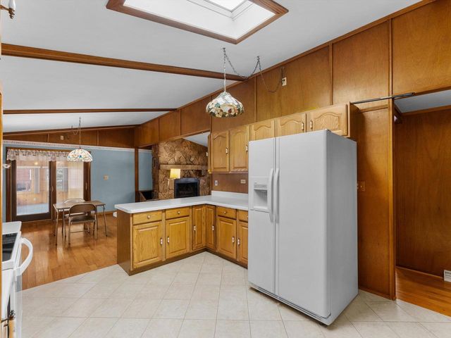 2124 S 23rd STREET, Manitowoc, WI 54220