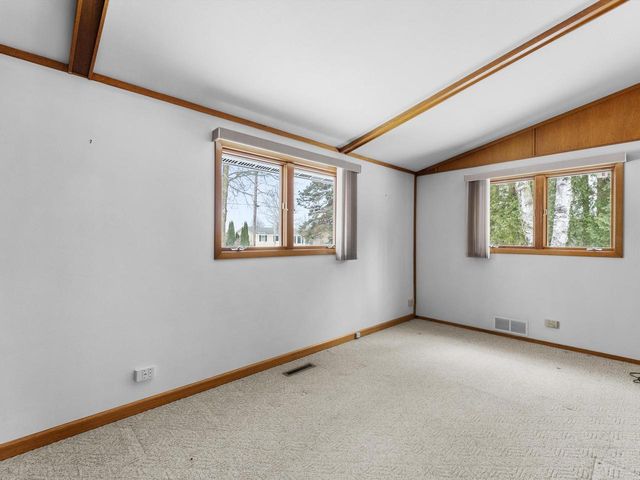 2124 S 23rd STREET, Manitowoc, WI 54220