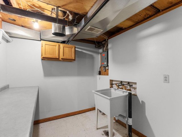 2124 S 23rd STREET, Manitowoc, WI 54220