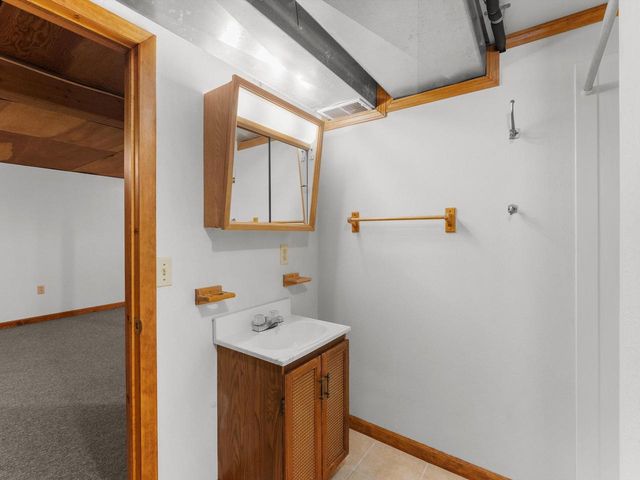 2124 S 23rd STREET, Manitowoc, WI 54220