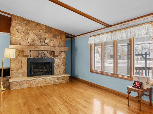 2124 S 23rd STREET, Manitowoc, WI 54220