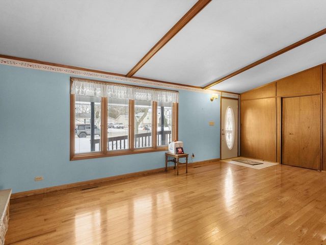 2124 S 23rd STREET, Manitowoc, WI 54220