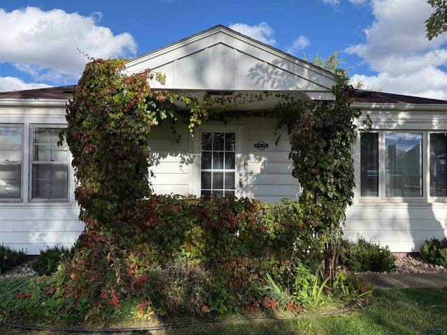 2030 3RD AVE, Rapid City, SD 57702