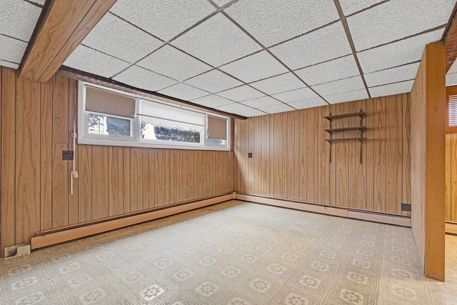 4414 N Nagle Avenue, Harwood Heights, IL 60706