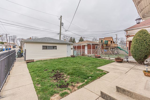 4414 N Nagle Avenue, Harwood Heights, IL 60706