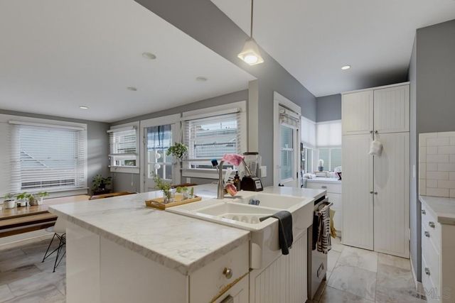 4454 4460 Campus Ave, San Diego, CA 92116