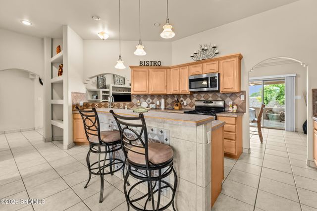 3990 Golondrina Court, Las Cruces, NM 88012