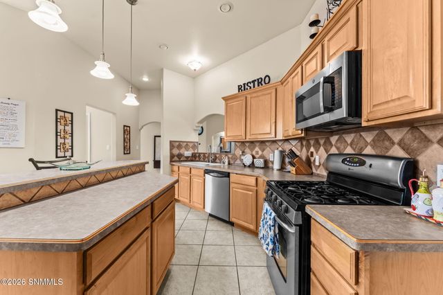 3990 Golondrina Court, Las Cruces, NM 88012