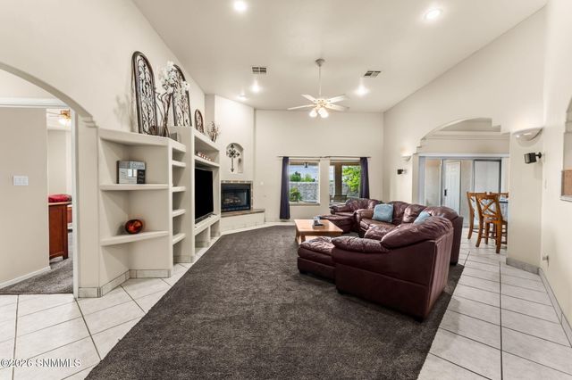3990 Golondrina Court, Las Cruces, NM 88012