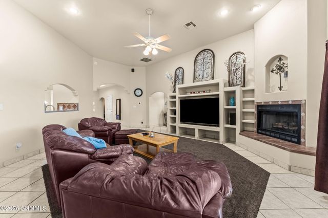 3990 Golondrina Court, Las Cruces, NM 88012