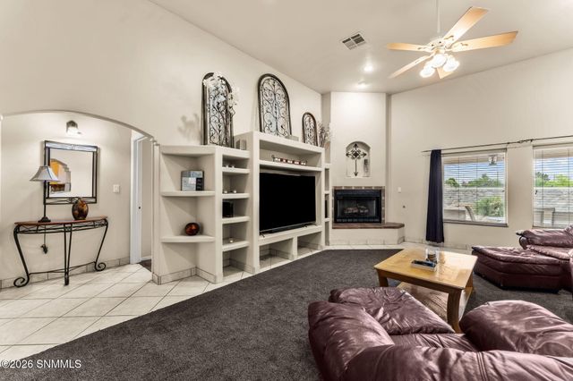 3990 Golondrina Court, Las Cruces, NM 88012