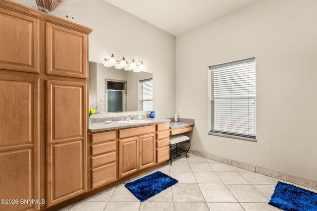3990 Golondrina Court, Las Cruces, NM 88012