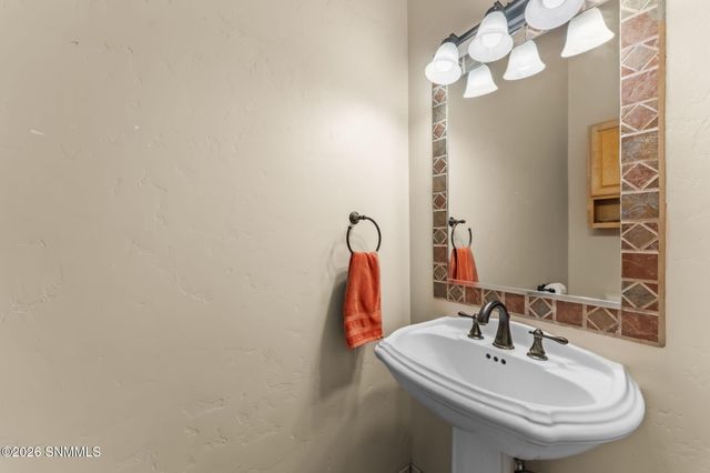 3990 Golondrina Court, Las Cruces, NM 88012