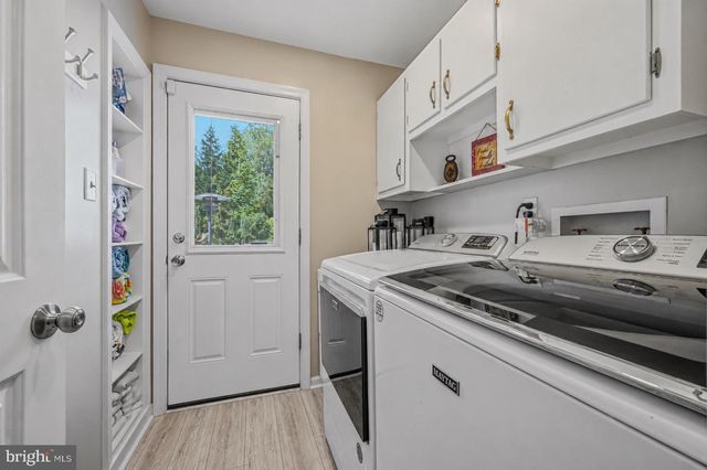 106 COUNTRY FLOWER RD, Newark, DE 19711