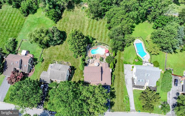 106 COUNTRY FLOWER RD, Newark, DE 19711