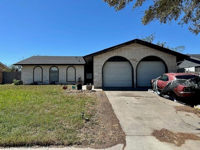 1007 S 21st St, Kingsville, TX 78363