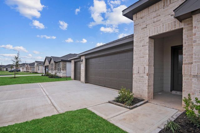 12823 Sunny Fields Lane, Needville, TX 77461