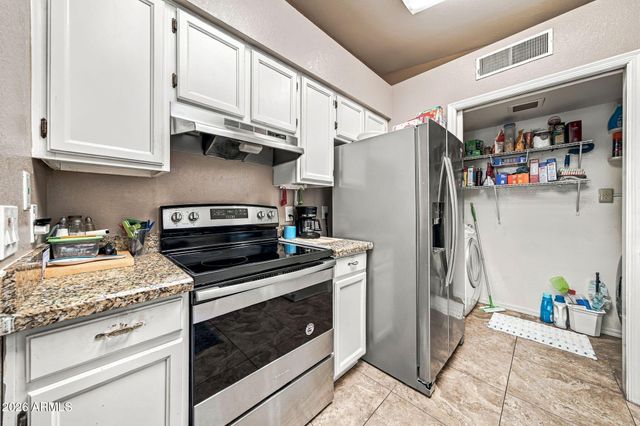 3704 W VILLA MARIA Drive, Glendale, AZ 85308
