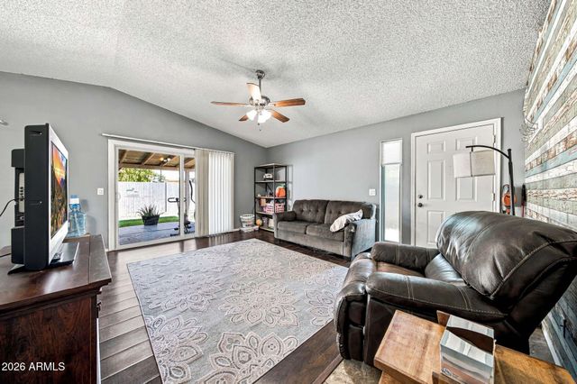 3704 W VILLA MARIA Drive, Glendale, AZ 85308