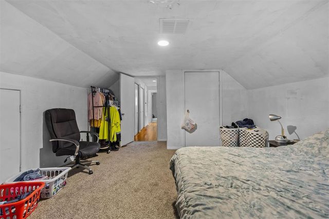 712 Penn Lane, Moore, OK 73160