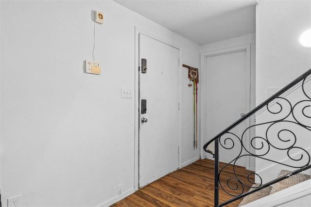 712 Penn Lane, Moore, OK 73160