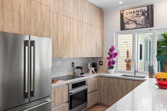 627 Caroline Street, Key West, FL 33040