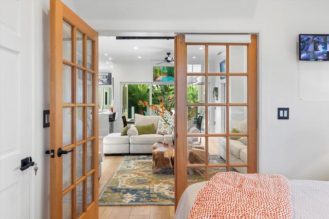 627 Caroline Street, Key West, FL 33040