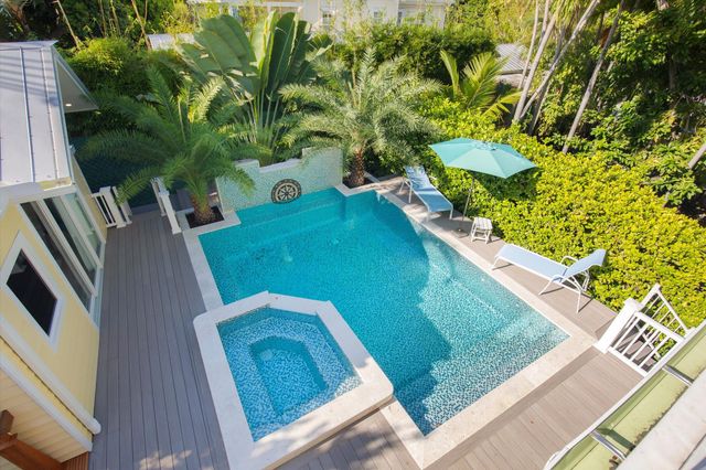 627 Caroline Street, Key West, FL 33040