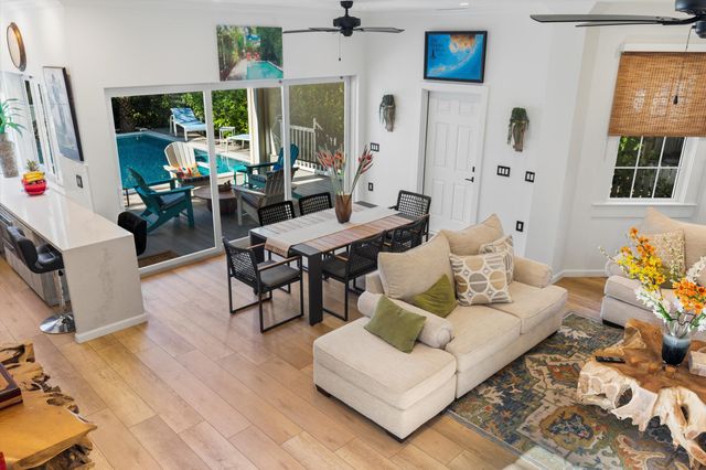 627 Caroline Street, Key West, FL 33040