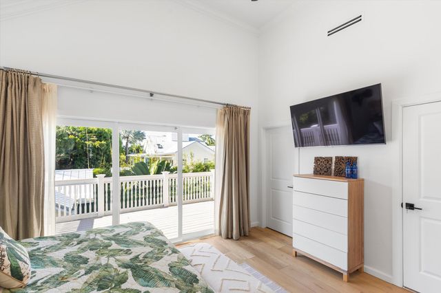 627 Caroline Street, Key West, FL 33040