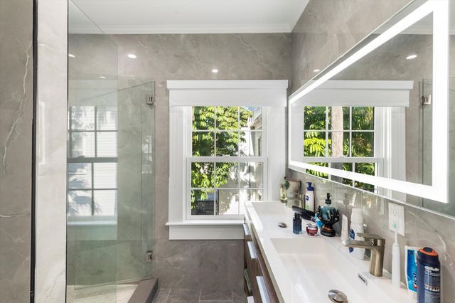 627 Caroline Street, Key West, FL 33040