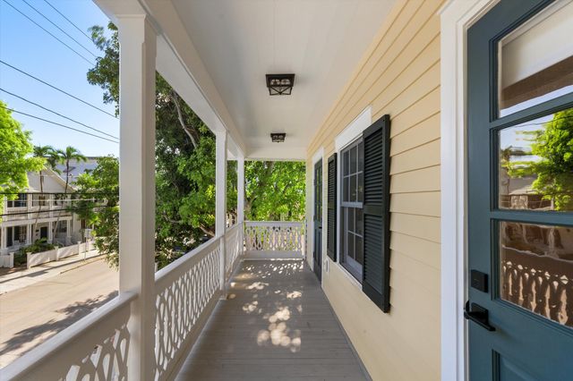 627 Caroline Street, Key West, FL 33040