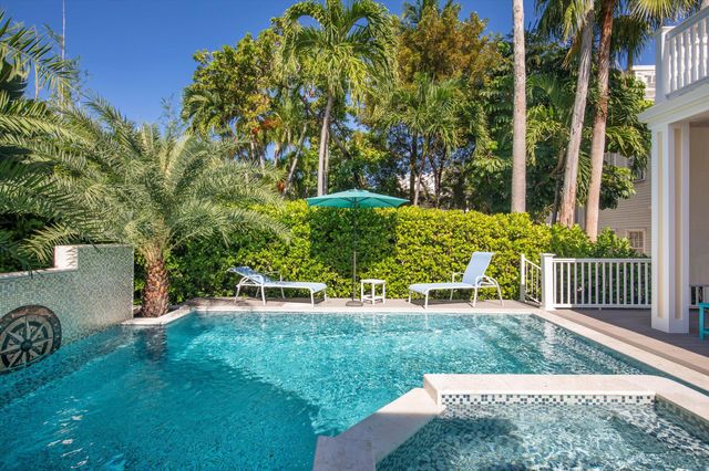 627 Caroline Street, Key West, FL 33040