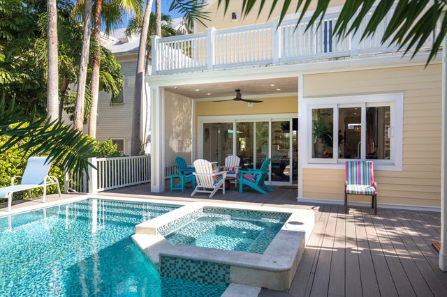 627 Caroline Street, Key West, FL 33040